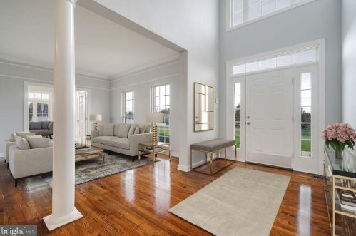 208 Kuhl Rd, Flemington, NJ 08822-3367