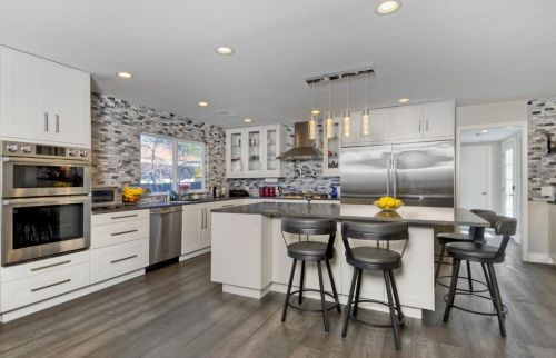 1438 Mary Ave, Sunnyvale, CA 94087-4040