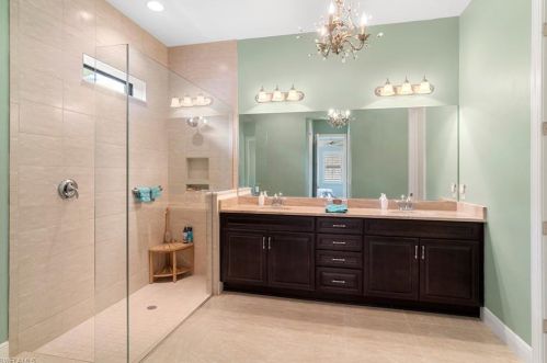 4464 Tamarind Way, Naples FL  34119-9684 exterior