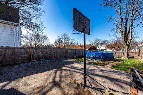 25 Hanson Ave, Perth Amboy NJ  08863-1730 exterior