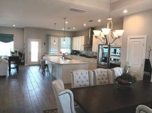 5126 Allen Cay Dr, Texas City TX  77590-1413 exterior