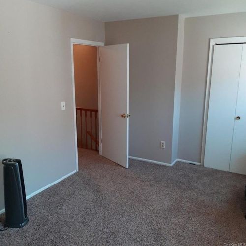 20 Candlestick Ct, Warwick NY  10990-4200 exterior