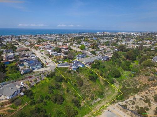 1122 West St, Oceanside, CA 92054-4246