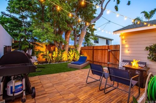 4015 Massachusetts St, Long Beach CA  90814-2826 exterior