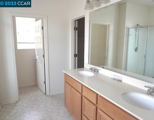 157 Kapalua Bay Cir, West Pittsburg, CA 94565-7937