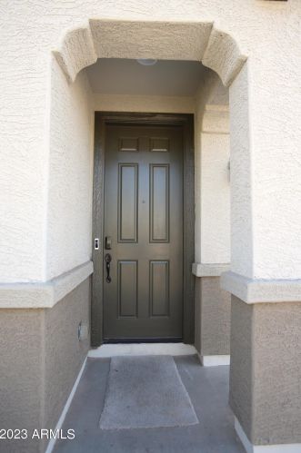 5719 Encinas Ln, Phoenix AZ  85043-6553 exterior