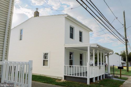 116 Buttonwood Ave, New Castle DE  19720-3606 exterior