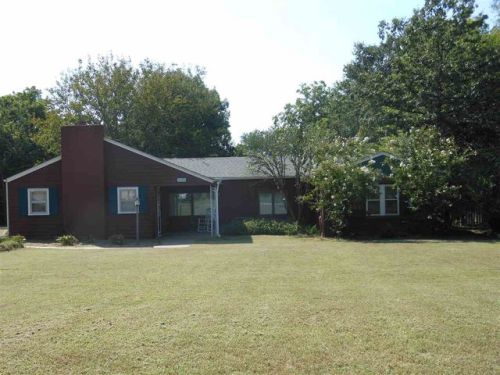 220 Stallard St, Stillwater, OK 74075-8214