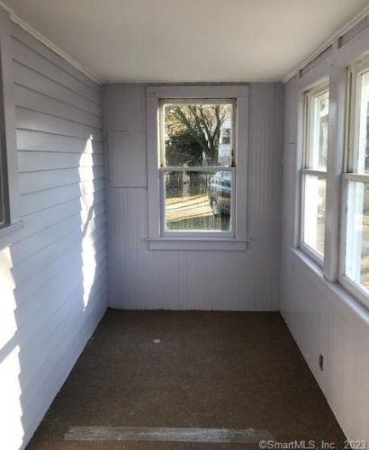 345 Stillson Rd, Waterbury CT  06705-1643 exterior