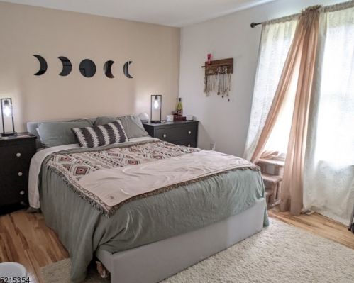 31 Arrowhead Dr, Wantage NJ  07461-1210 exterior