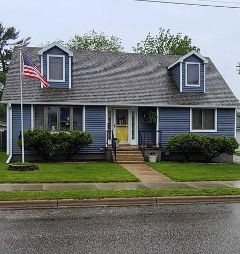 428 Monowau St, Tomah, WI 54660-2118