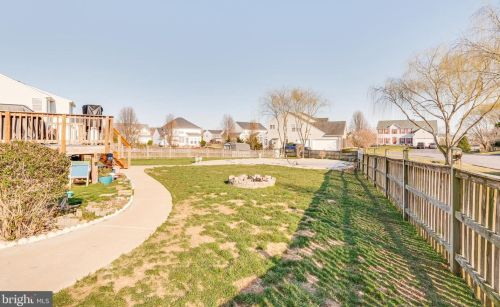 63 Turnberry Dr, Charles Town WV  25414-3887 exterior