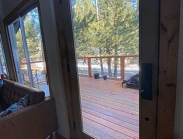 1890 Guadalupe St, South Lake Tahoe, CA 96150-5934