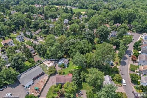 18 Williams St, Closter, NJ 07624-1219