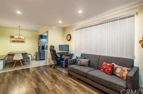 1847 Brea Blvd, Fullerton, CA 92835-3911