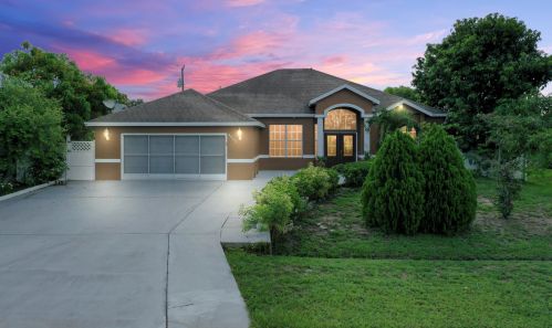 3557 Vincennes St, Fort Pierce, FL 34953-3771
