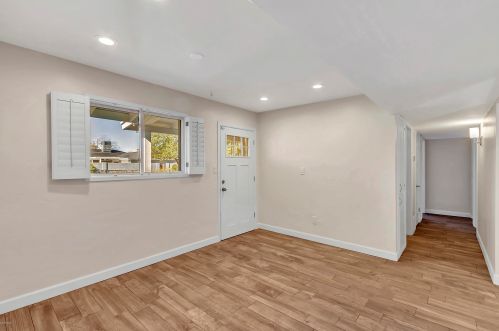 6631 12th Pl, Phoenix AZ  85014-1349 exterior