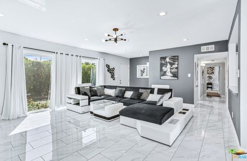 1840 Sandcliff Rd, Palm Springs CA  92264-4844 exterior