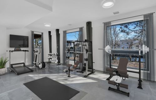 49 Cherokee Ln, Bricktown NJ  08724-4405 exterior