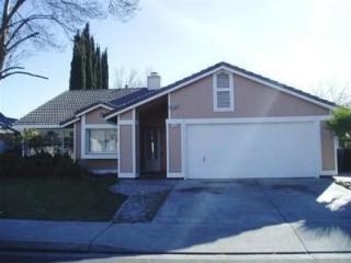 1512 Sandy Creek Dr, Newman, CA 95360-1400