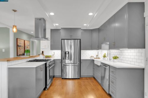 3676 Vancouver Way, Concord CA  94520-1436 exterior