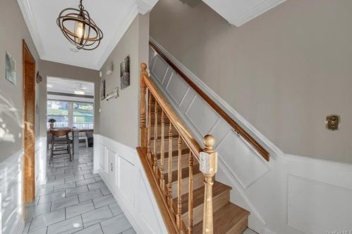 67 Stowe Dr, Poughquag NY  12570-4929 exterior