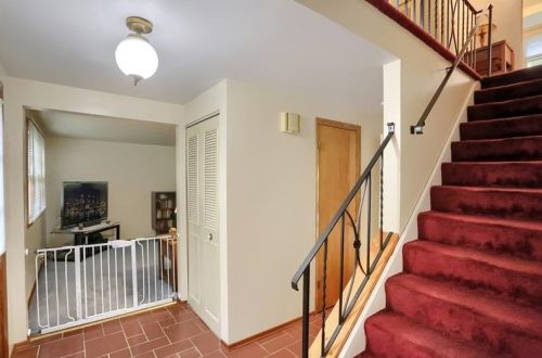 8169 Taft Pl, Pittsburgh, PA 15237-4457