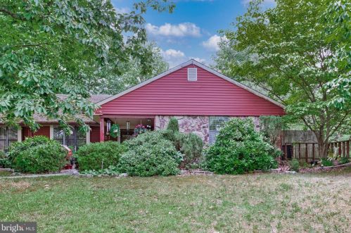 51 Forrest Dr, Erial, NJ 08081-2104