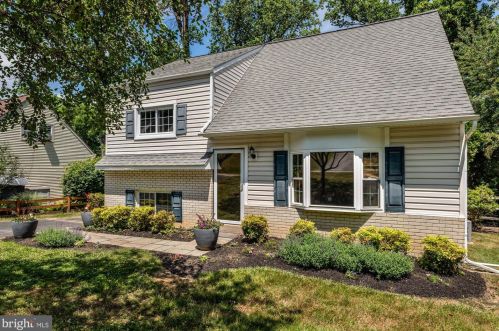 44 Jacqueline Dr, Paoli, PA 19301-1716