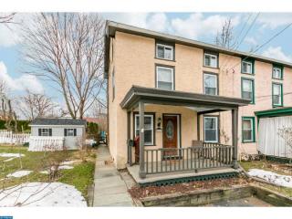 411 Washington Ave, Downingtown, PA 19335-2707