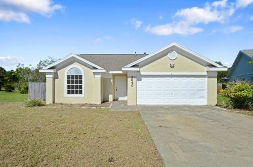 2640 Saint Pauls Dr, Titusville, FL 32780-6759