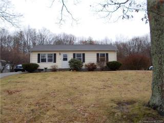 108 Park St, Putnam, CT 06260-2332