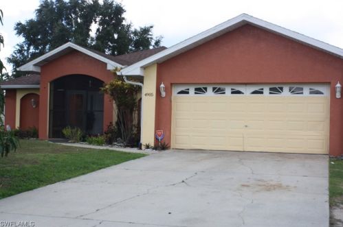 4905 Bygone St, Lehigh Acres, FL 33971-6561