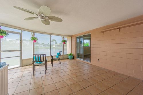 3914 Star Island Dr, Tarpon Springs, FL 34691-3461
