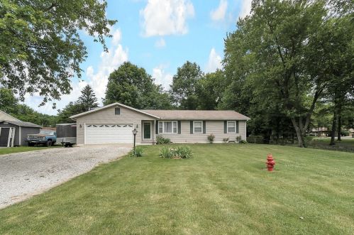 4428 Walnut Rd, Hebron, OH 43025-9614