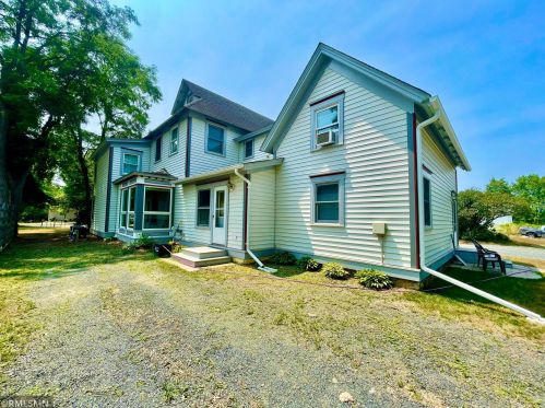 413 3 Ave, East Farmington WI  exterior