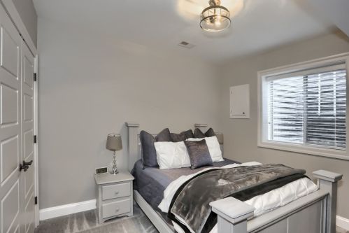 1655 Blackburn Heights Dr, Sewickley PA  15143-8627 exterior