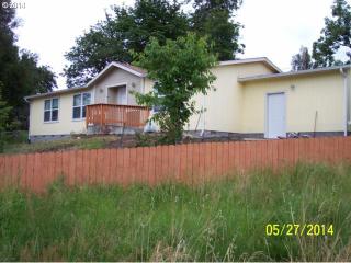 100 Brosi Orchard Rd, Winston OR  97496-5522 exterior