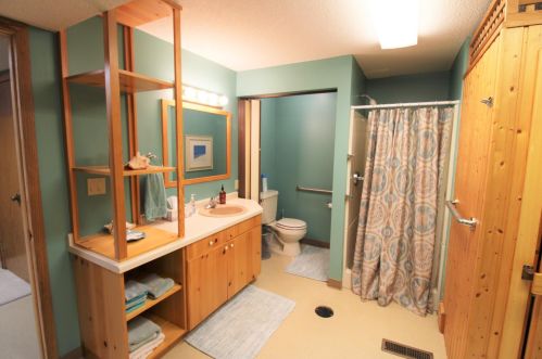 1316 16th St, Willmar MN  56201-2854 exterior