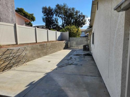 494 Arroyo Seco Dr, San Diego CA  92114-5835 exterior