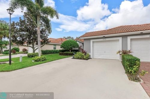 7719 Majestic Palm Dr, Boynton Beach, FL 33437-5411