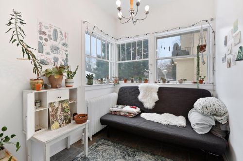 4223 Garfield Ave, Minneapolis MN 55409-1812 exterior