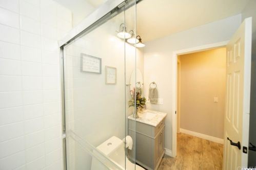 721 Cinnabar Pl, Simi Valley CA 93065-7200 exterior