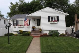 260 Rossiter Ave, Paterson, NJ 07502-1318