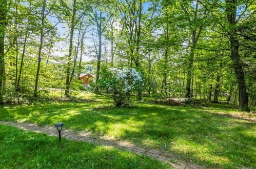 39 Lakeview Dr, Whaley Lake NY  12531-5532 exterior