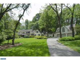 8 Roselawn Ln, Frazer, PA 19355-3316