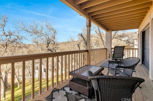 2355 Lakeview Dr, Lake Nacimiento CA  93426-9626 exterior