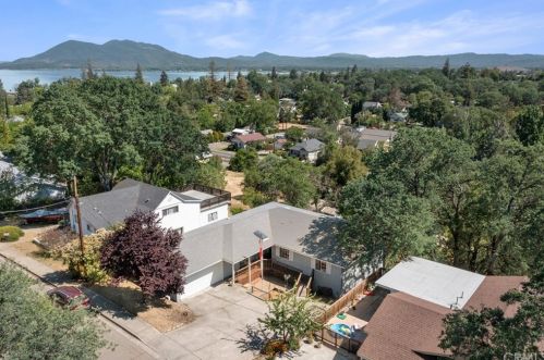 743 Clearlake Ave, Lakeport, CA 95453-3721
