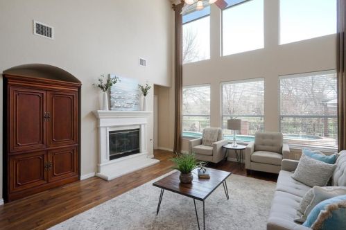 5216 Water Oak Dr, Lewisville TX  75028-1099 exterior