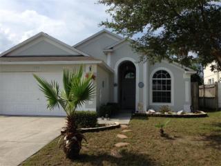 432 Royal Ridge Dr, Davenport, FL 33837-7249